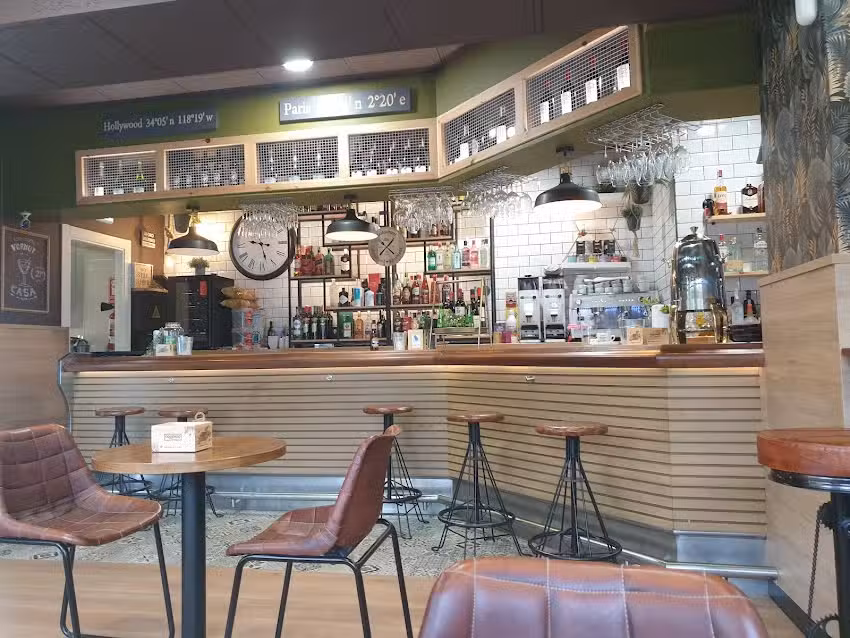 Cafeter&iacute;a 3 ca&ntilde;os