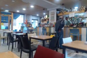 Cafeter&iacute;a Aiako Kafetegia