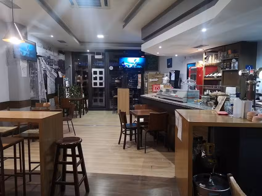 Cafeter&iacute;a Auria Vella