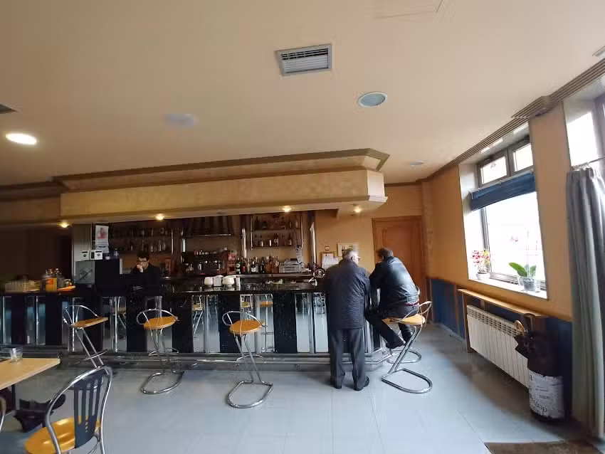 Cafeter&iacute;a Bah&iacute;a &ndash; Autoservicio Gonz&aacute;lez