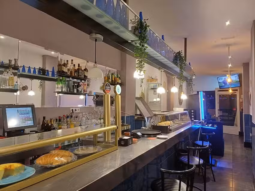 Cafeter&iacute;a Bar La Plazuela