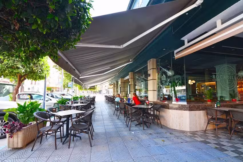 Cafeter&iacute;a Bar Las Yucas