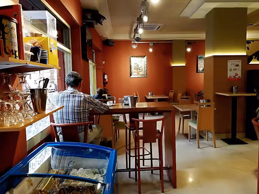 Cafeter&iacute;a Bar Mayerling