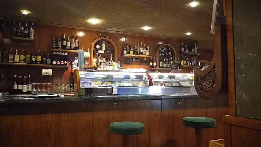 Cafeteria, Bar, Restaurant, N-II