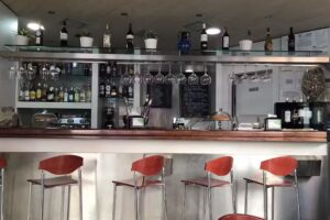 Cafeter&iacute;a Bar Restaurante El Chorr&oacute;n