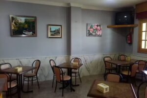 Cafeter&iacute;a Bar Restaurante Puerta Del Sol BARNES