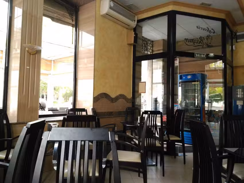 Cafeter&iacute;a Becquer II