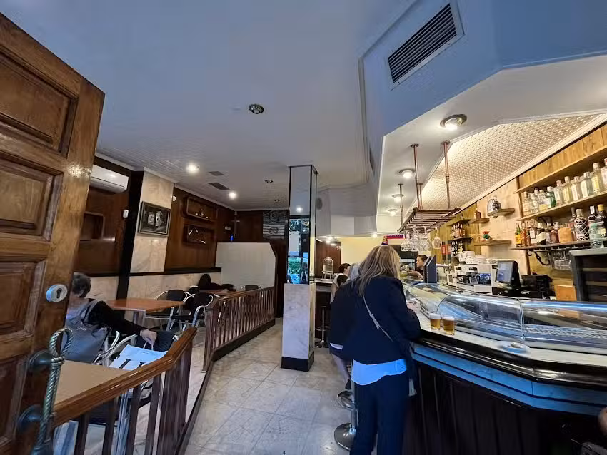 Cafeter&iacute;a Biarritz