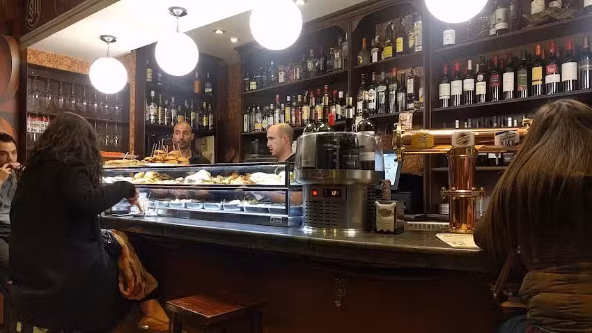 Cafeter&iacute;a Brocense 22