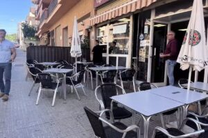 Cafeter&iacute;a Burballes Bar