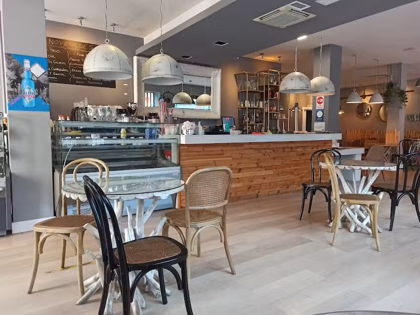 Cafeter&iacute;a C&C La Yunga