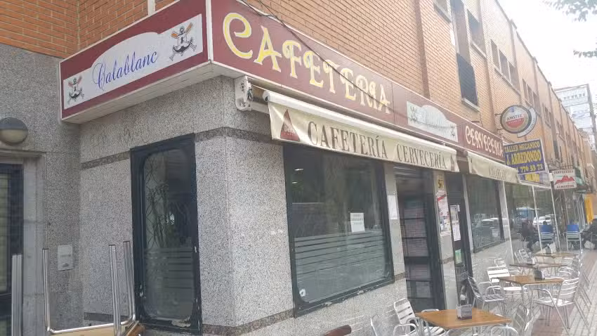 Cafeter&iacute;a & Cervecer&iacute;a Calablanc