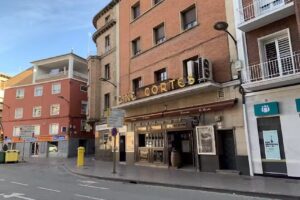 Cafeter&iacute;a &ndash; Cervecer&iacute;a &laquo;EL CORT&Eacute;S&raquo;