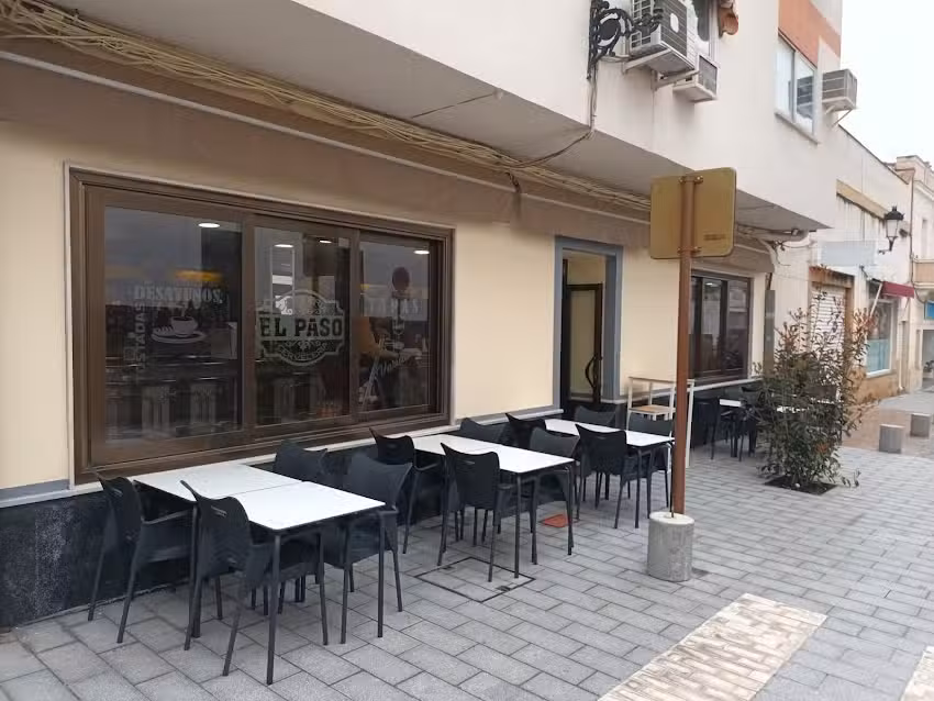 Cafeter&iacute;a/ Cervecer&iacute;a El Paso I