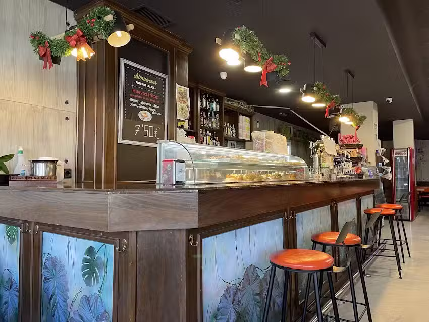 Cafeter&iacute;a Cervecer&iacute;a El Punto