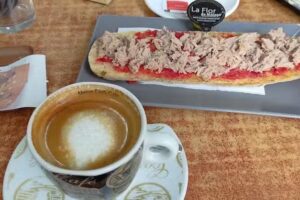 Cafeter&iacute;a &ndash; Cervecer&iacute;a LOYMAR