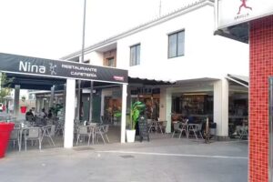 Cafeter&iacute;a Cervecer&iacute;a Par&iacute;s