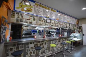 Cafeter&iacute;a Churrer&iacute;a Las Caracolas Bar Quemao