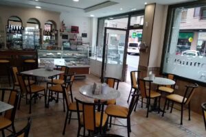 Cafeter&iacute;a Confiter&iacute;a La Isla