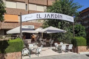 Cafetería Crepería El Jardín