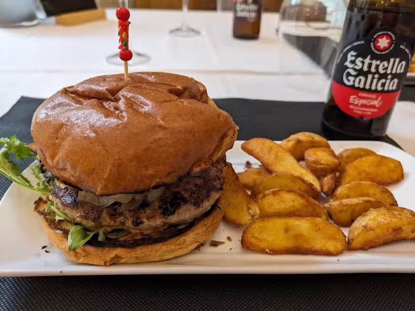 Cafeter&iacute;a El Coso (AZZ Pe&ntilde;afiel Las Claras Hotel & SPA)