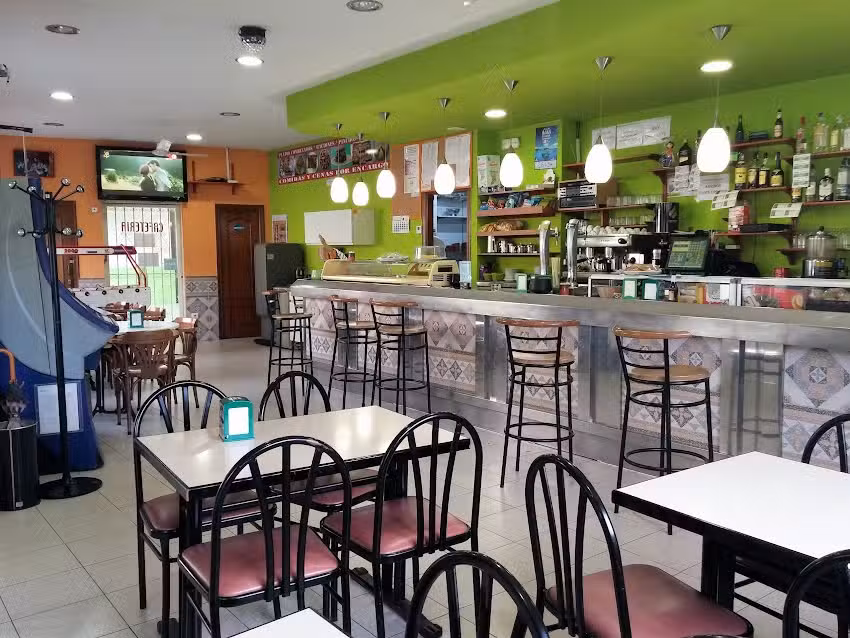 CAFETER&Iacute;A EL LAGO &ndash; Suso Rochi