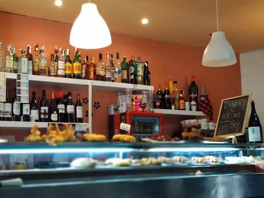 Cafeter&iacute;a El Porche
