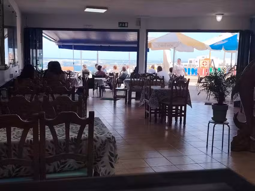 Cafeter&iacute;a El Puerto