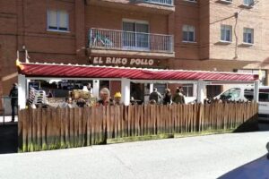 Cafeter&iacute;a El Riko Pollo