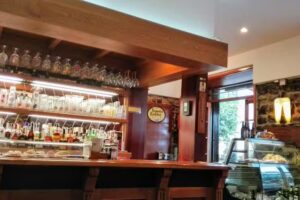 Cafeter&iacute;a El Roble