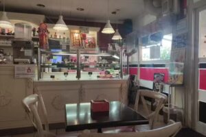 Cafeter&iacute;a Fucsia