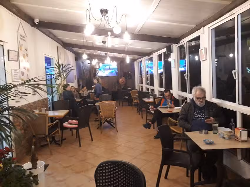 Cafeter&iacute;a Gota Fr&iacute;a