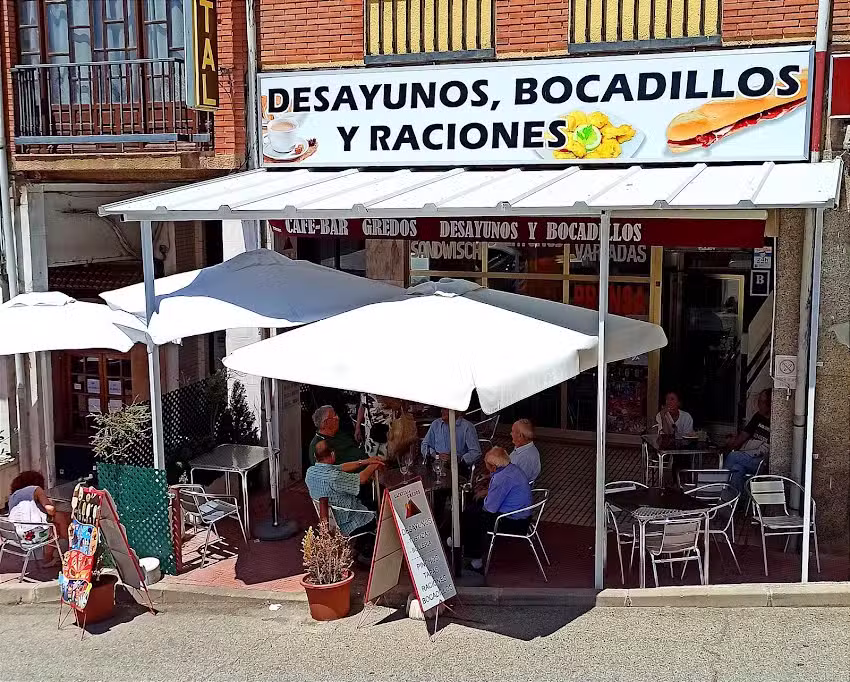 Cafeter&iacute;a Gredos