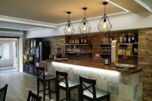 Cafeter&iacute;a Helader&iacute;a Jovi