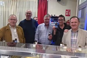 CAFETER&Iacute;A IZAN.