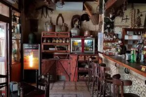 Cafeter&iacute;a La Antigua