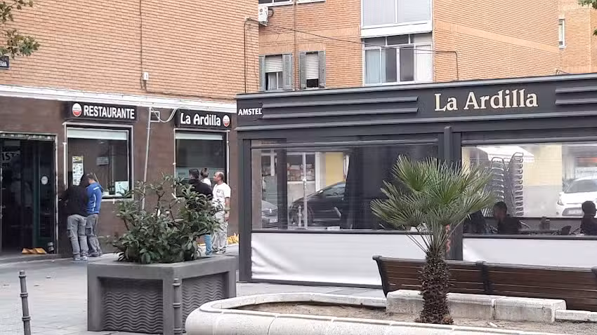 Cafeter&iacute;a La Ardilla