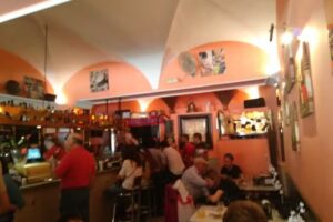 Cafeter&iacute;a La B&oacute;veda