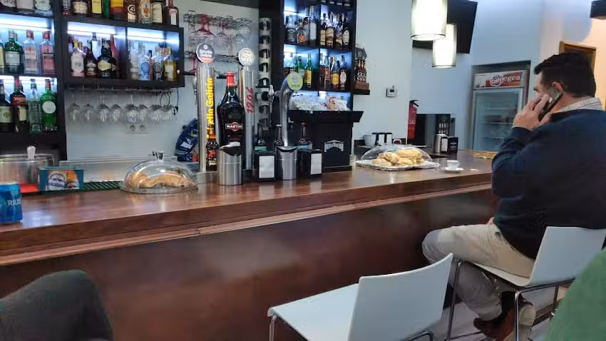 CAFETERIA LA BUGALLA RIBADEO