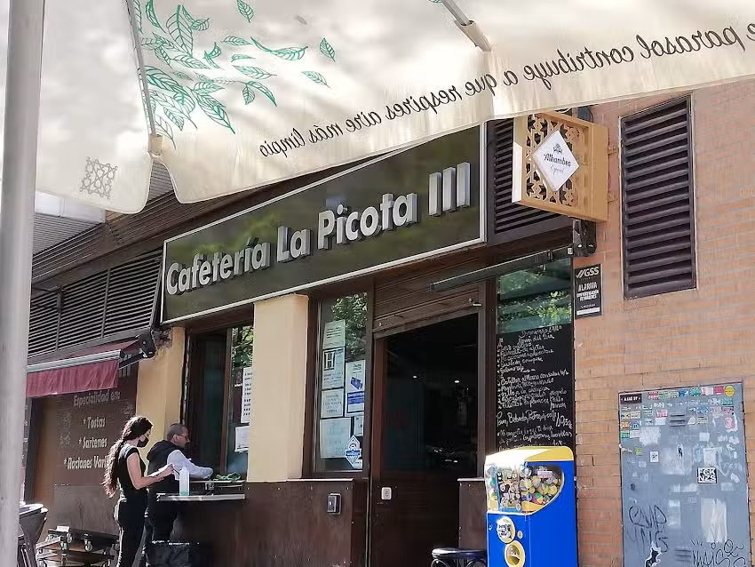 Cafeteria La Picota 3