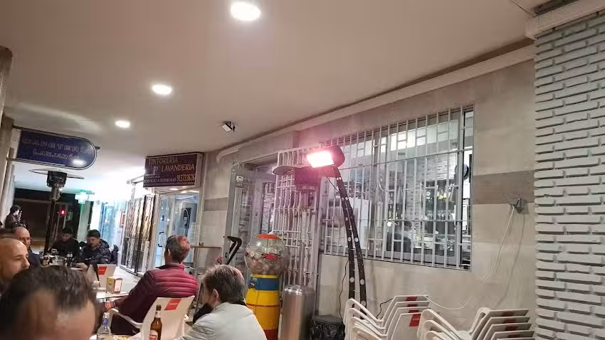 Cafeter&iacute;a Lanjar&oacute;n