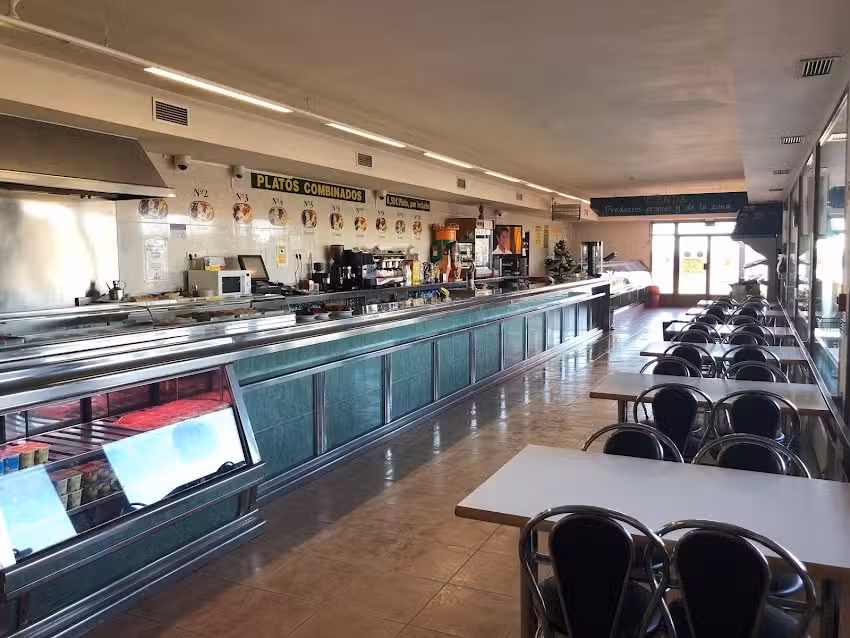 Cafeter&iacute;a Los Tomillares