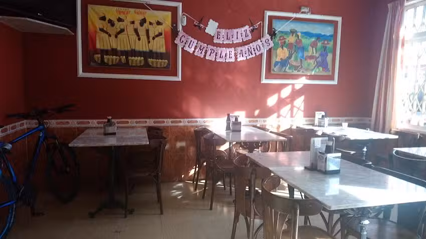 Cafeter&iacute;a Macoris