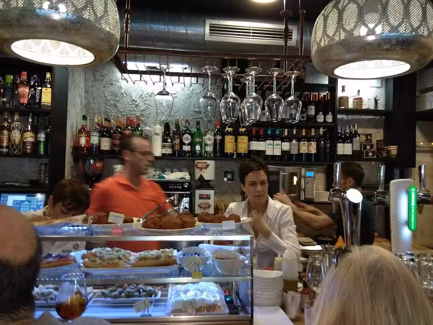 Cafeter&iacute;a Mordisco