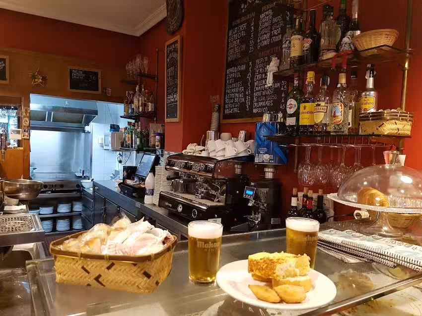 Cafeter&iacute;a Neila