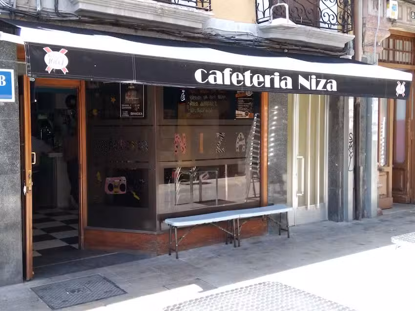 Cafeter&iacute;a Niza