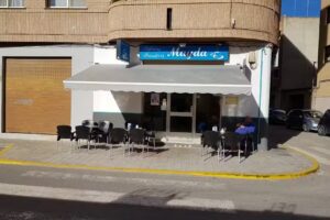 Cafeter&iacute;a Panader&iacute;a Mayda