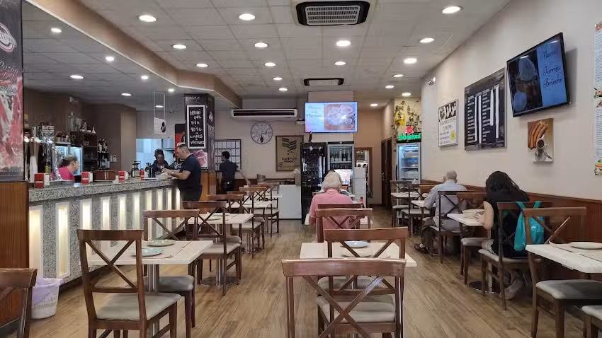 Cafeter&iacute;a Pasaje Dos Lounge Bar