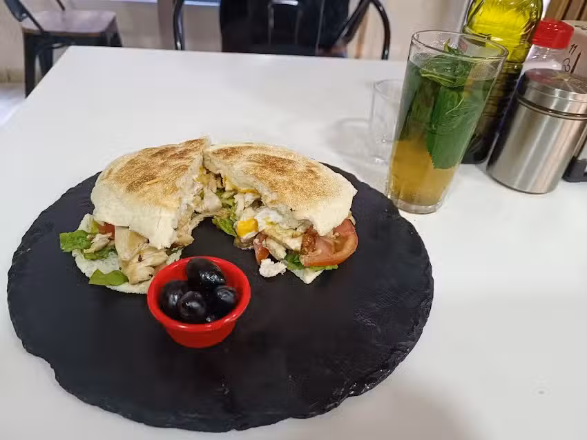 Cafeter&iacute;a Paseo del Real