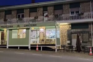 Cafeter&iacute;a Pasteler&iacute;a El Destino